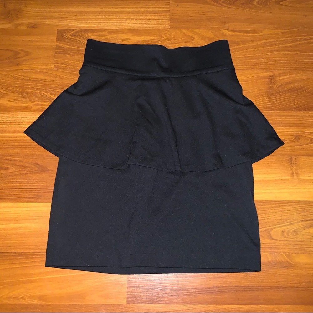 BB Dakota Black Skirt